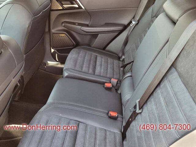 2025 Mitsubishi Outlander