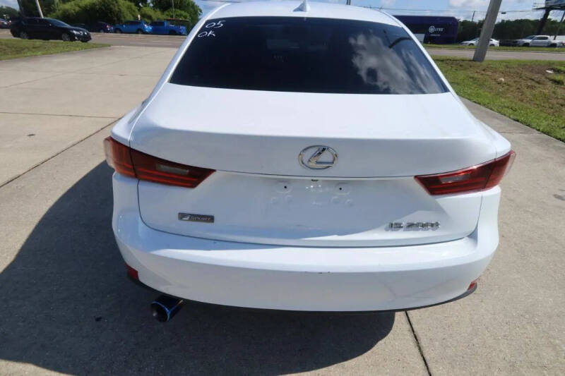 2016 Lexus IS 200t