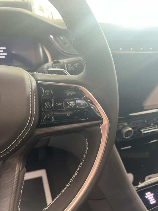 2023 Jeep Grand Cherokee Overland 4xe