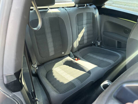 2012 Volkswagen Beetle Turbo