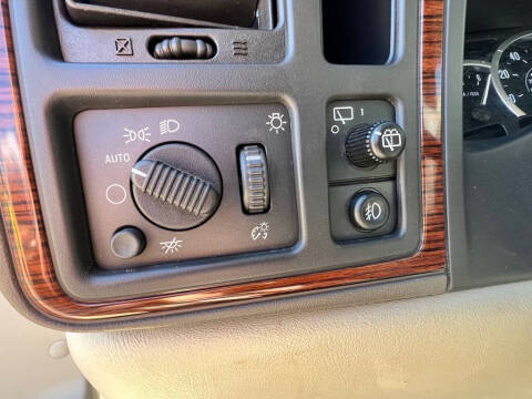 2004 Cadillac Escalade