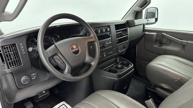 2024 GMC Savana 2500