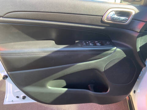 2015 Jeep Grand Cherokee Laredo