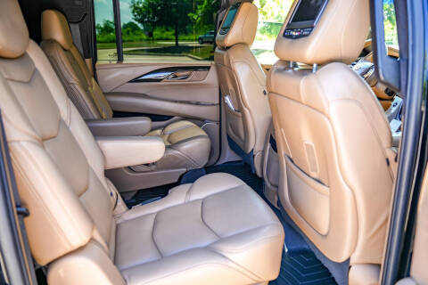 2018 Cadillac Escalade ESV Platinum