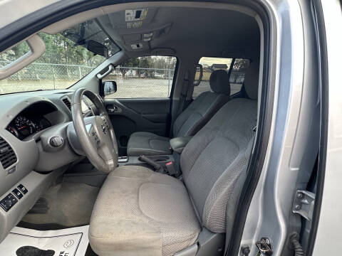 2016 Nissan Frontier SV