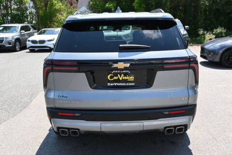 2024 Chevrolet Traverse LT