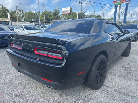 2018 Dodge Challenger SXT