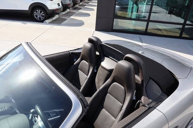 2023 Porsche 718 Boxster