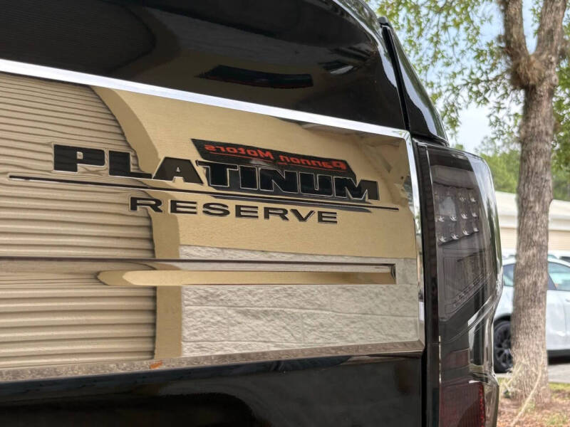 2017 Nissan Titan Platinum Reserve