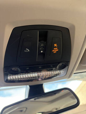 2012 BMW 5 Series 528i