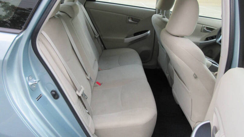 2012 Toyota Prius Two