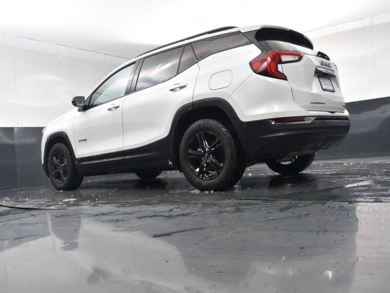 2023 GMC Terrain AT4