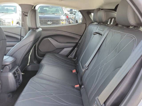 2024 Ford Mustang Mach-E Select