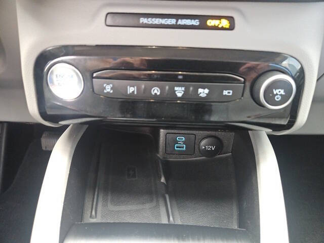 2023 Ford Escape Platinum