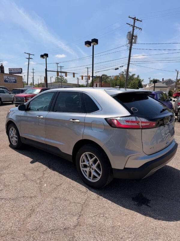 2022 Ford Edge SEL