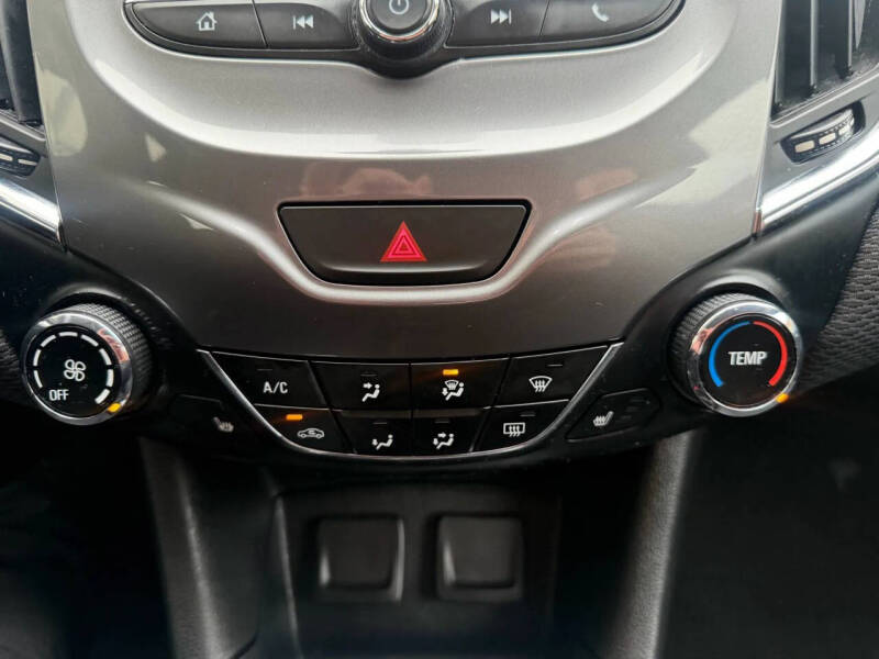 2018 Chevrolet Cruze LT Auto