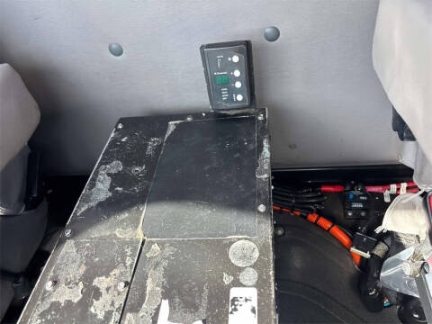 2016 Freightliner M2 106