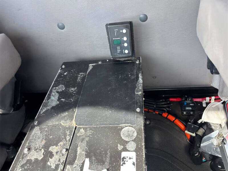 2016 Freightliner M2 106