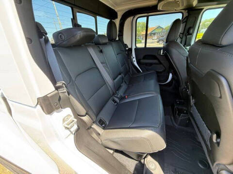 2026 Jeep Gladiator Sahara