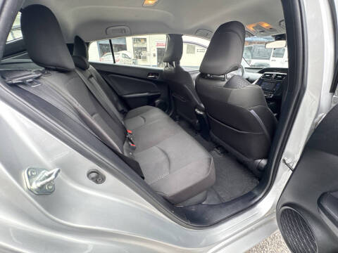 2019 Toyota Prius LE AWD-e