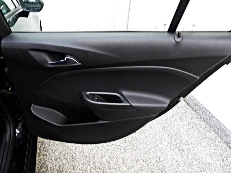 2017 Chevrolet Cruze LS Auto