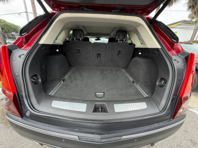 2018 Cadillac XT5 Premium Luxury