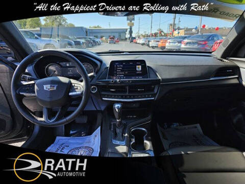 2023 Cadillac CT4 Luxury