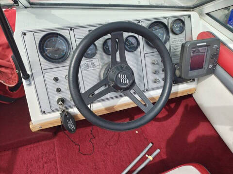 1989 Four Winns 16 Foot Open Bow
