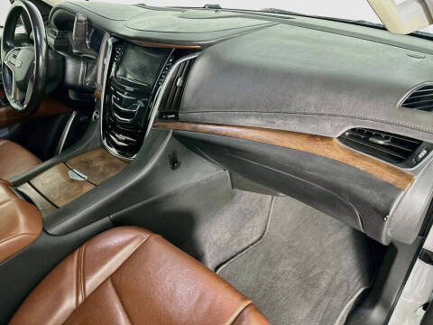 2020 Cadillac Escalade Premium Luxury