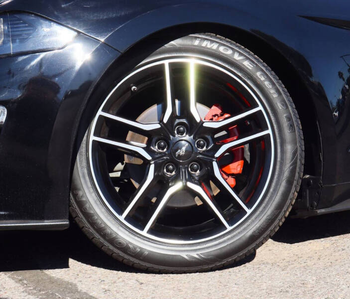 2019 Ford Mustang EcoBoost