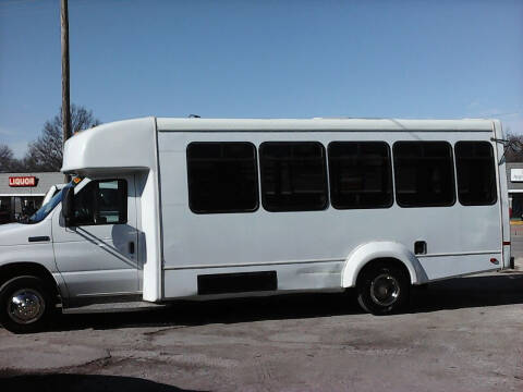 2011 Ford E-Series E-450 SD