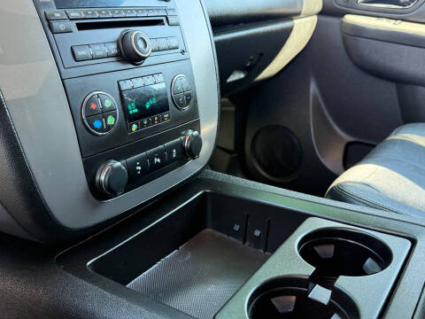 2013 Chevrolet Suburban LT