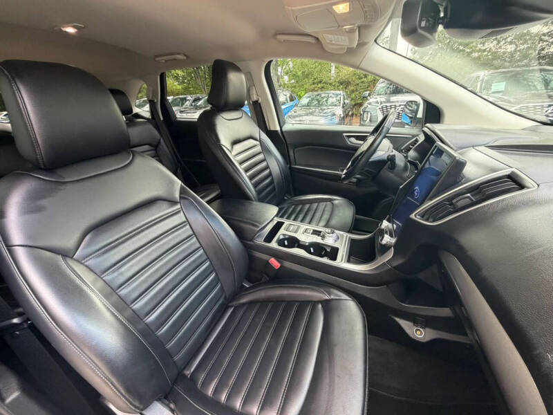 2024 Ford Edge