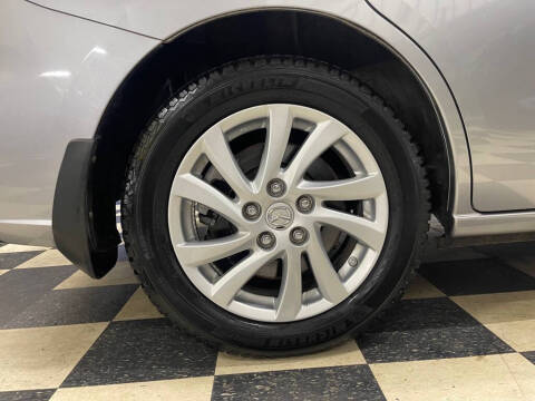 2012 Mazda MAZDA5 Sport