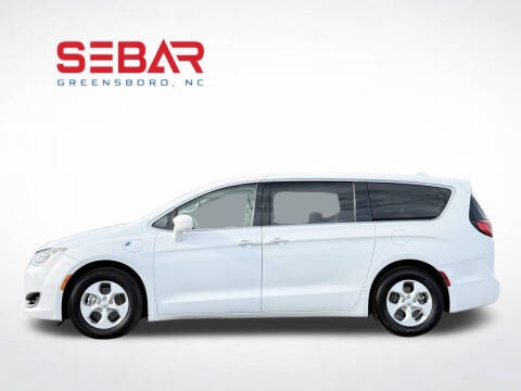 2018 Chrysler Pacifica Hybrid Touring Plus
