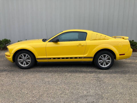 2005 Ford Mustang for sale at Gerdes Auto & Truck Sales & Service Inc in Amboy IL