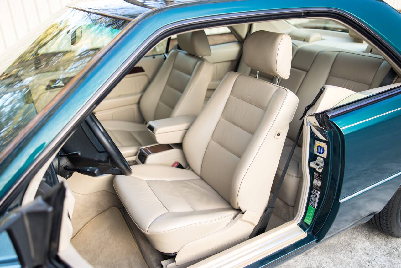 1994 Mercedes-Benz E-Class 31