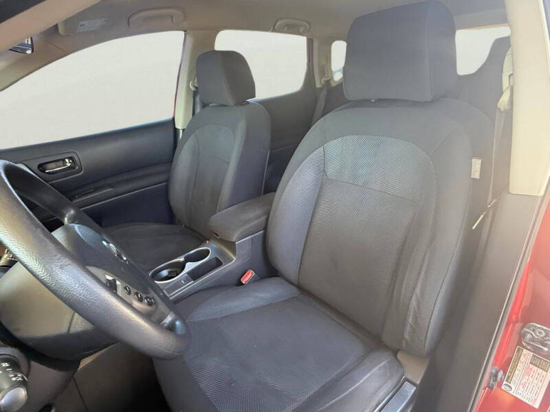 2013 Nissan Rogue S