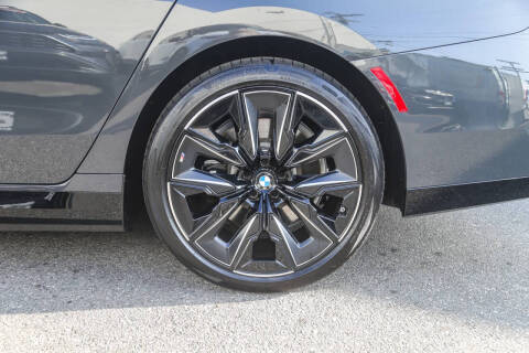 2025 BMW 7 Series 750e xDrive