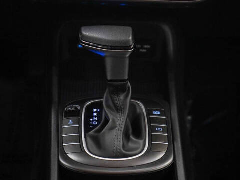 2025 Hyundai Kona SE