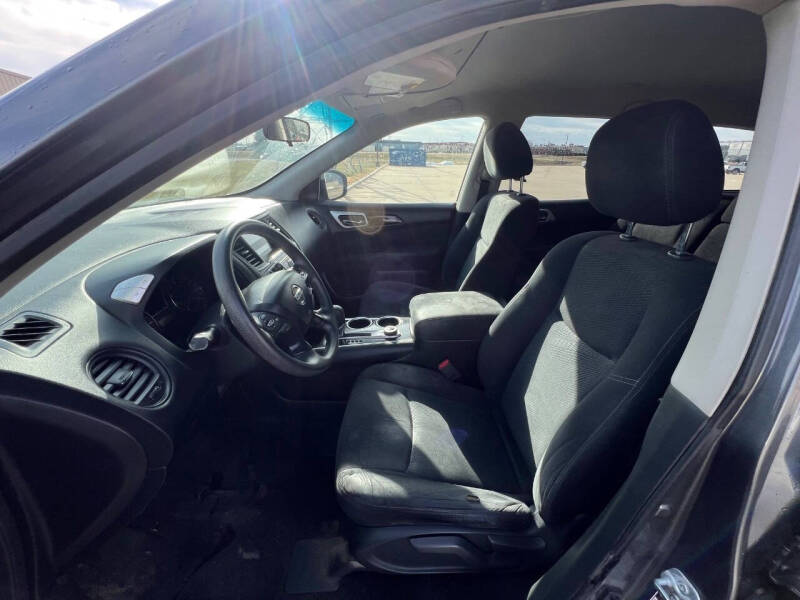 2015 Nissan Pathfinder SL