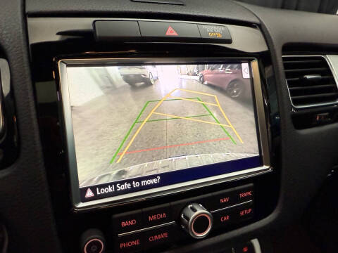 2014 Volkswagen Touareg V6 R-Line