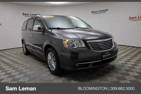 2015 Chrysler Town and Country for sale at Sam Leman CDJR Bloomington in Bloomington IL