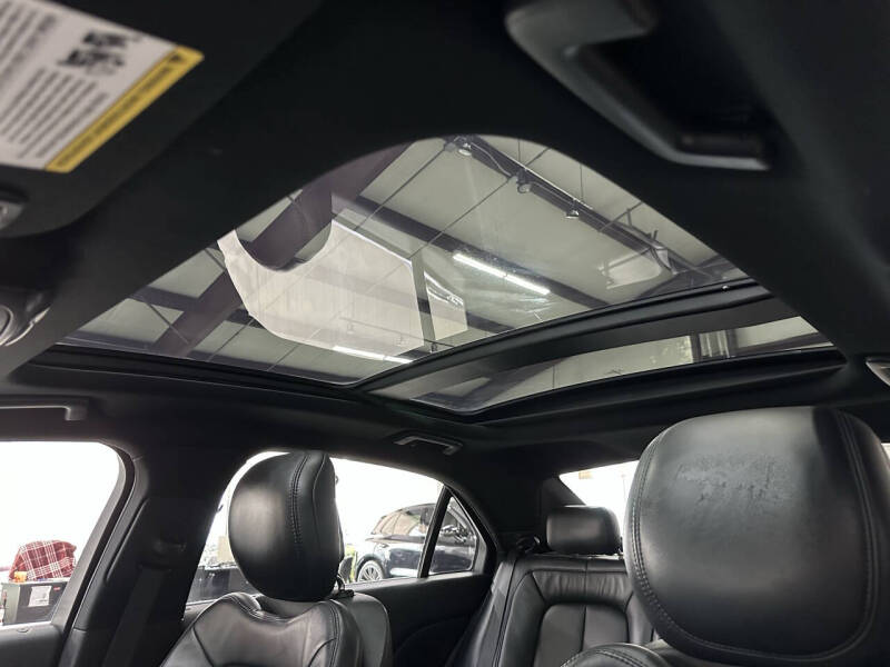 2017 Lincoln Continental Select