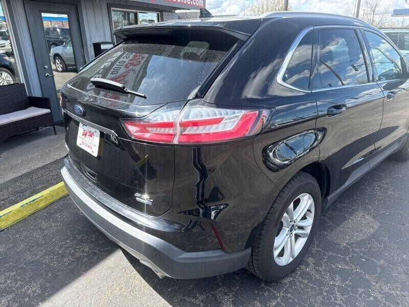2020 Ford Edge