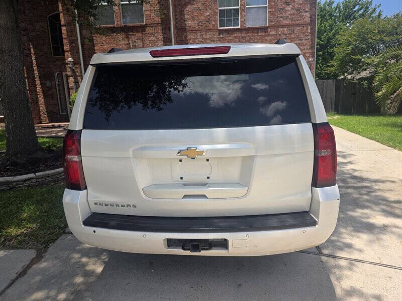 2015 Chevrolet Suburban LT