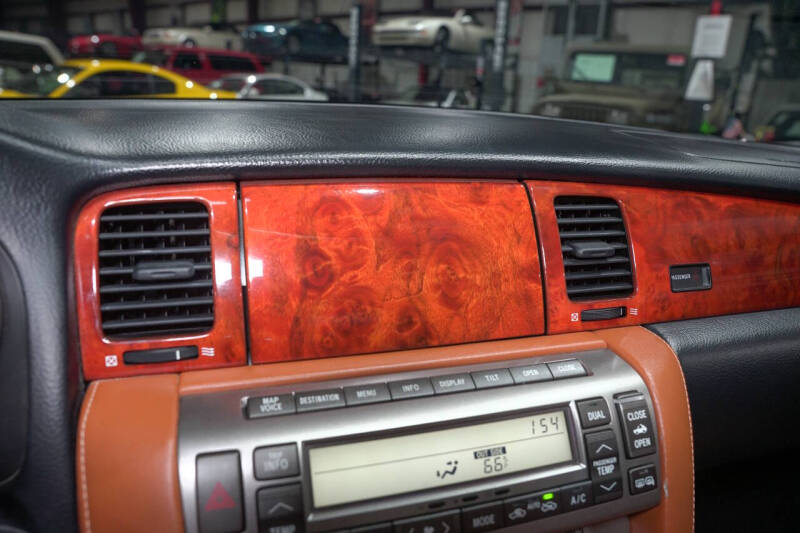 2004 Lexus SC 430