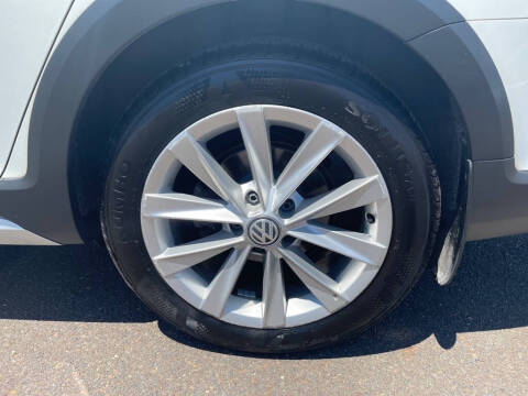 2017 Volkswagen Golf Alltrack TSI SE 4Motion