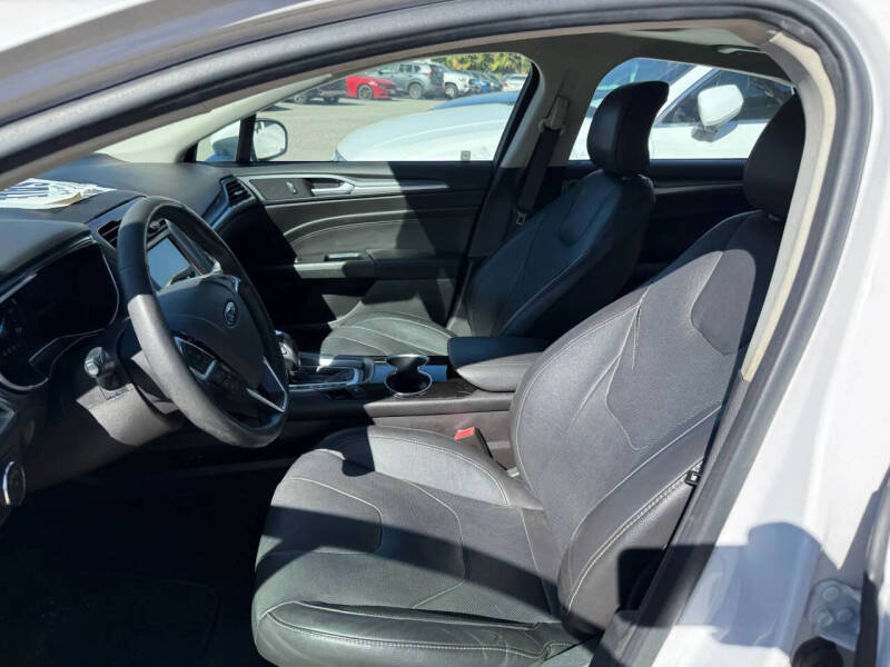 2016 Ford Fusion Energi Titanium