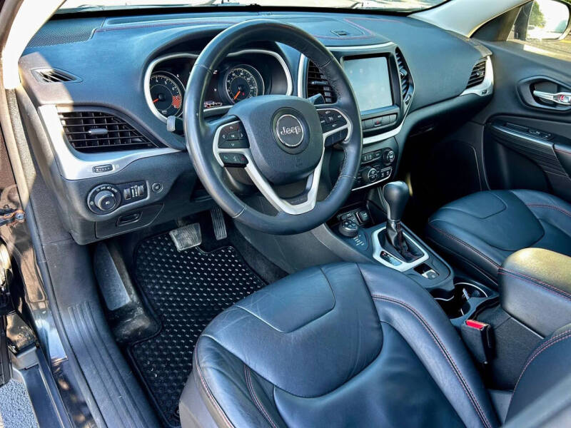 2015 Jeep Cherokee Trailhawk